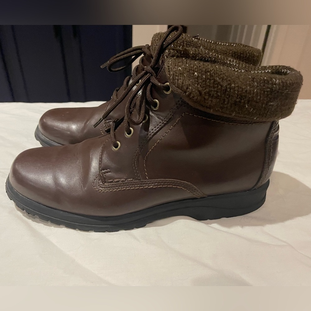 Thom McAn Brown Sock Boots W 9.5